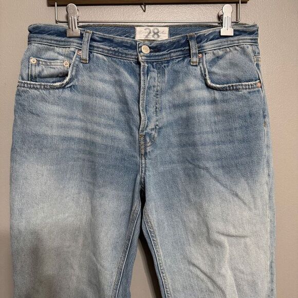 Free People distresses cropped jean size 28 - Picture 3 of 8